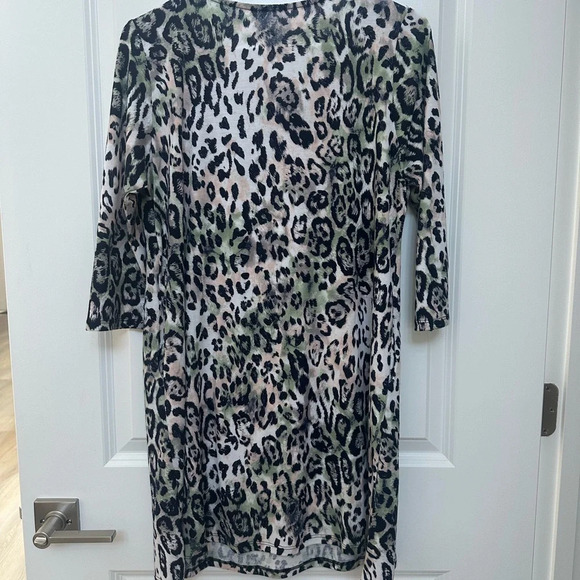 Women's small Animal Print Dress Pockets Black Multicolor
3/4 Sleeve - Picture 4 of 5